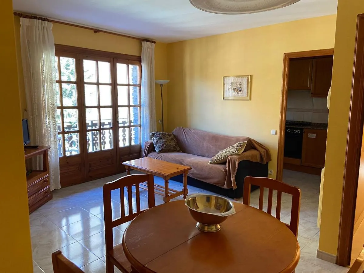 Apartamento Apartaments Montaña Alins